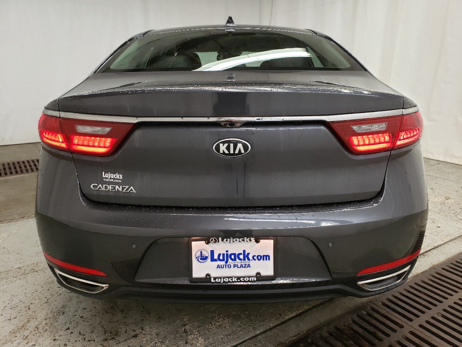 New 2019 Kia Cadenza Premium 4dr Car in Davenport #K16790 | Smart Kia ...
